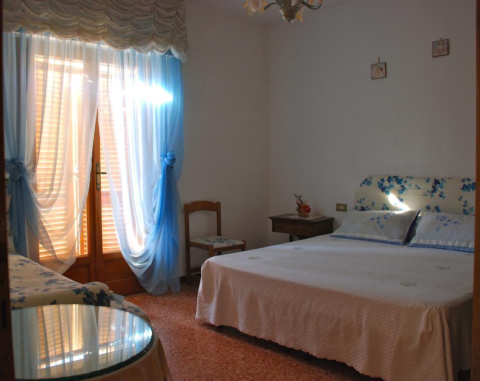 Bed And Breakfast Il Girasole Lamporecchio Bilik gambar